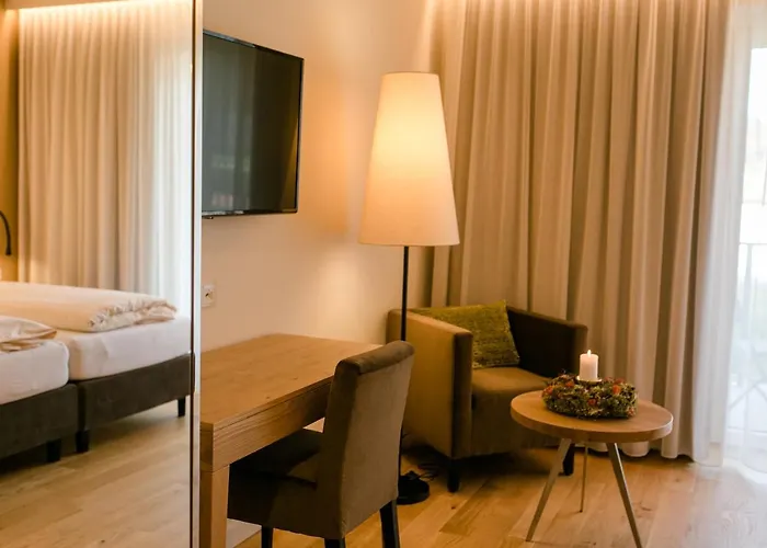 Schlosstaverne Thannhausen 호텔 바이츠