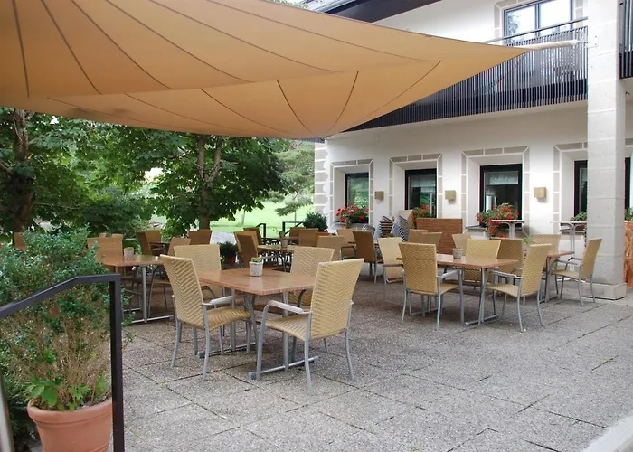 Schlosstaverne Thannhausen 2*